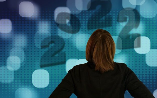 woman-gfce3aebb8_1280 Bolsas en 2022